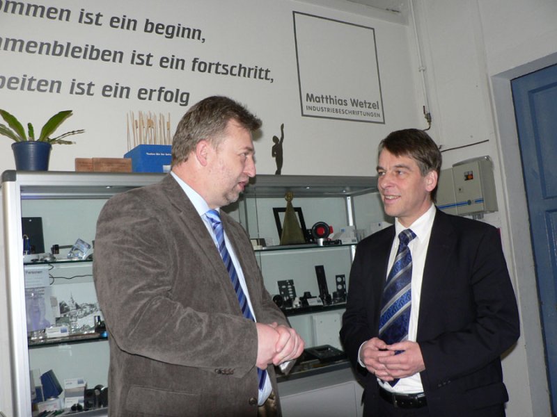 Jenas Oberbürgermeister Dr. Albrecht Schröter besuchte die Firma Matthias Wetzel Industriebeschriftungen GmbH